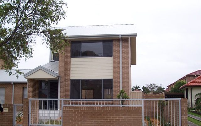 Lawford St, Greenacre
